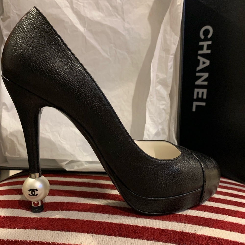 ❌SOLD❌ Chanel Shoes New  authentic black with pearl heel